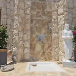 בית נופש Oikos Selinolithos Alaminos