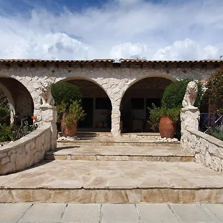 Oikos Selinolithos Dom wakacyjny *