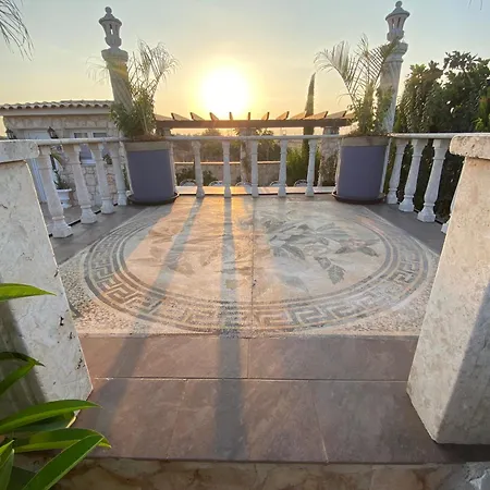 Oikos Selinolithos * Alaminos